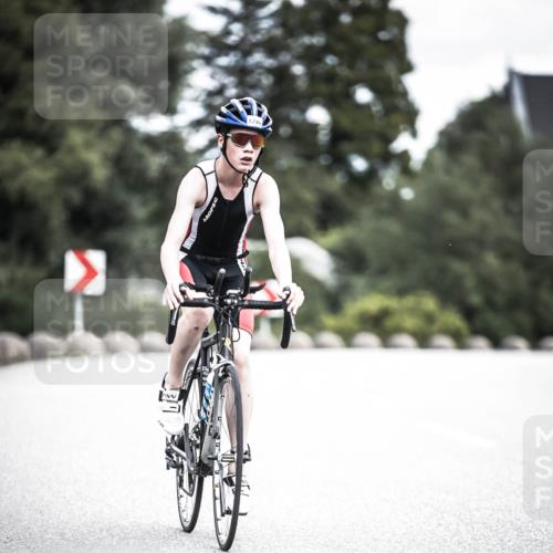21.06.2026 - 29. Vierlanden-Triathlon H.Heesch http://msf.ph/oto/9925641 21.06.2026 14:50:45 Radfahren 1246 meine-sportfotos.de
