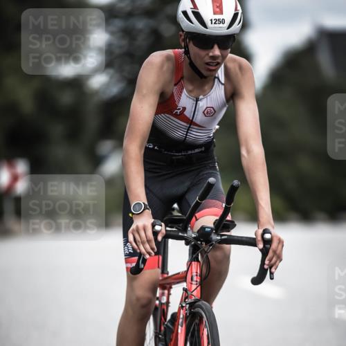21.06.2026 - 29. Vierlanden-Triathlon H.Heesch http://msf.ph/oto/9925677 21.06.2026 14:51:02 Radfahren 1250 meine-sportfotos.de