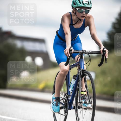 21.06.2026 - 29. Vierlanden-Triathlon H.Heesch http://msf.ph/oto/9925730 21.06.2026 14:52:16 Radfahren 1233 meine-sportfotos.de
