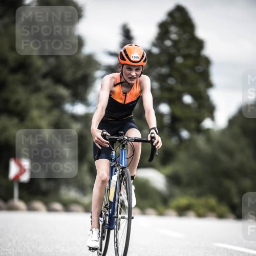 21.06.2026 - 29. Vierlanden-Triathlon H.Heesch http://msf.ph/oto/9925733 21.06.2026 14:52:20 Radfahren 1265 meine-sportfotos.de