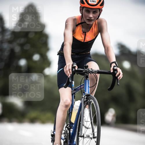 21.06.2026 - 29. Vierlanden-Triathlon H.Heesch http://msf.ph/oto/9925746 21.06.2026 14:52:20 Radfahren 1265 meine-sportfotos.de