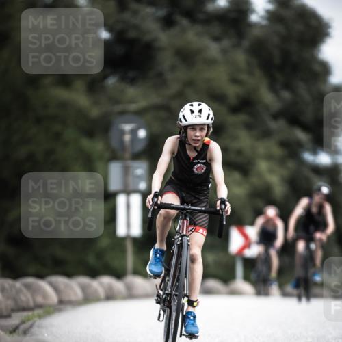 21.06.2026 - 29. Vierlanden-Triathlon H.Heesch http://msf.ph/oto/9925748 21.06.2026 14:52:29 Radfahren 1276 meine-sportfotos.de