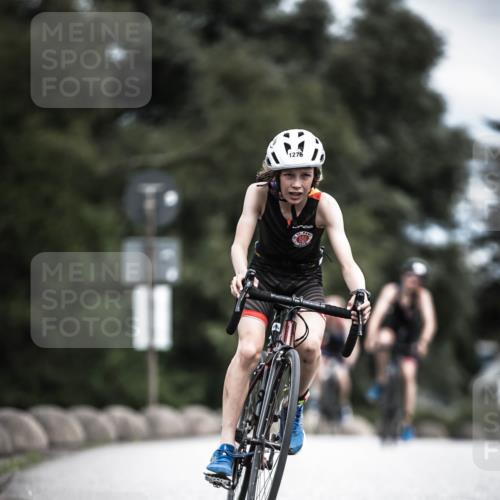 21.06.2026 - 29. Vierlanden-Triathlon H.Heesch http://msf.ph/oto/9925753 21.06.2026 14:52:29 Radfahren 11, 1276 meine-sportfotos.de