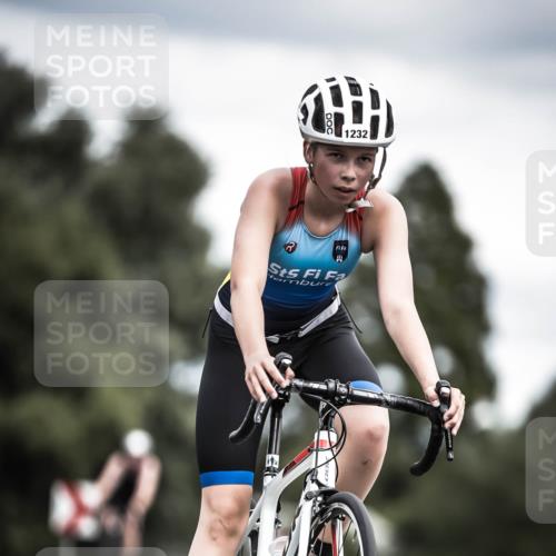 21.06.2026 - 29. Vierlanden-Triathlon H.Heesch http://msf.ph/oto/9925806 21.06.2026 14:52:52 Radfahren 1232 meine-sportfotos.de