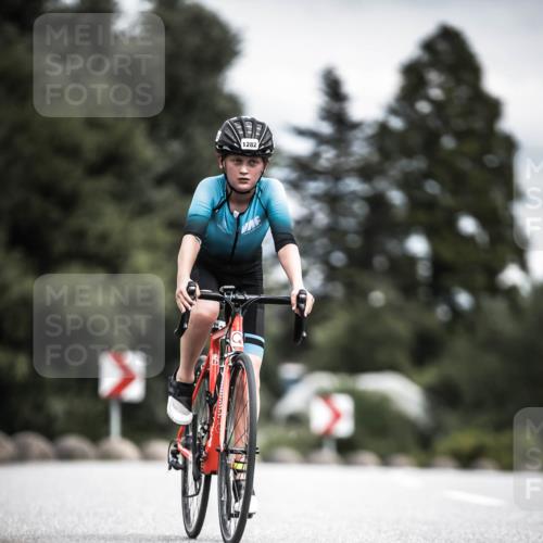 21.06.2026 - 29. Vierlanden-Triathlon H.Heesch http://msf.ph/oto/9925819 21.06.2026 14:53:16 Radfahren 1282 meine-sportfotos.de