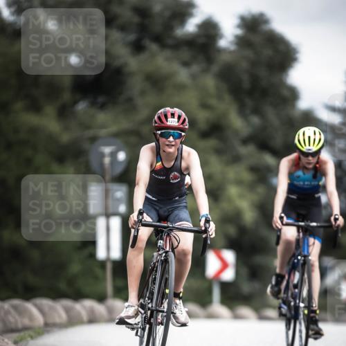 21.06.2026 - 29. Vierlanden-Triathlon H.Heesch http://msf.ph/oto/9925843 21.06.2026 14:53:27 Radfahren 1275 meine-sportfotos.de