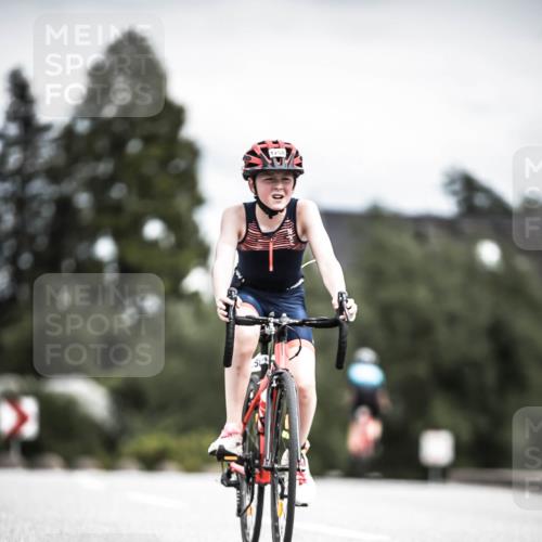 21.06.2026 - 29. Vierlanden-Triathlon H.Heesch http://msf.ph/oto/9925856 21.06.2026 14:53:31 Radfahren 1258 meine-sportfotos.de