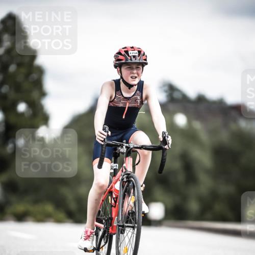 21.06.2026 - 29. Vierlanden-Triathlon H.Heesch http://msf.ph/oto/9925862 21.06.2026 14:53:31 Radfahren 1258 meine-sportfotos.de
