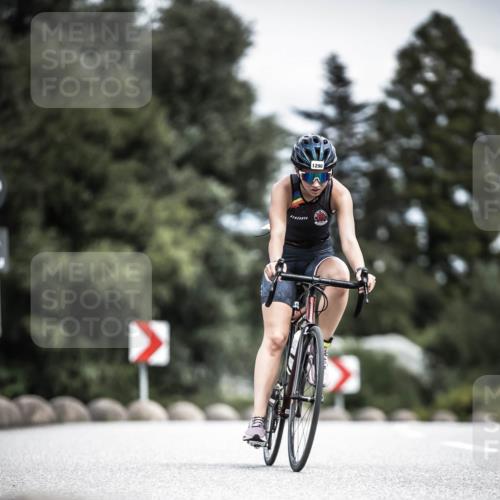 21.06.2026 - 29. Vierlanden-Triathlon H.Heesch http://msf.ph/oto/9925885 21.06.2026 14:54:16 Radfahren 1290 meine-sportfotos.de