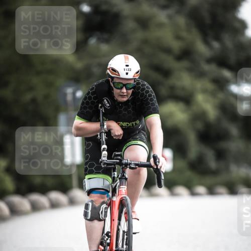 21.06.2026 - 29. Vierlanden-Triathlon H.Heesch http://msf.ph/oto/9925918 21.06.2026 13:18:19 Radfahren 1122 meine-sportfotos.de