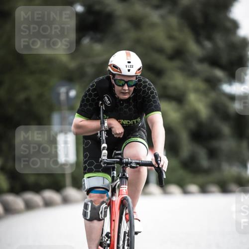 21.06.2026 - 29. Vierlanden-Triathlon H.Heesch http://msf.ph/oto/9925919 21.06.2026 13:18:19 Radfahren 1122 meine-sportfotos.de