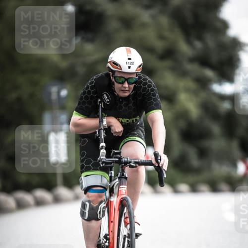 21.06.2026 - 29. Vierlanden-Triathlon H.Heesch http://msf.ph/oto/9925920 21.06.2026 13:18:19 Radfahren 3, 1122 meine-sportfotos.de