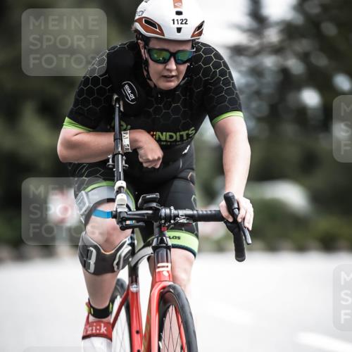21.06.2026 - 29. Vierlanden-Triathlon H.Heesch http://msf.ph/oto/9925928 21.06.2026 13:18:19 Radfahren 1122 meine-sportfotos.de