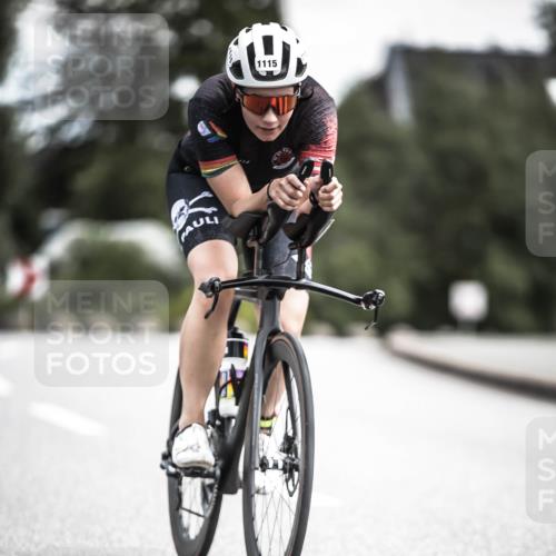 21.06.2026 - 29. Vierlanden-Triathlon H.Heesch http://msf.ph/oto/9925958 21.06.2026 13:18:40 Radfahren 1115 meine-sportfotos.de