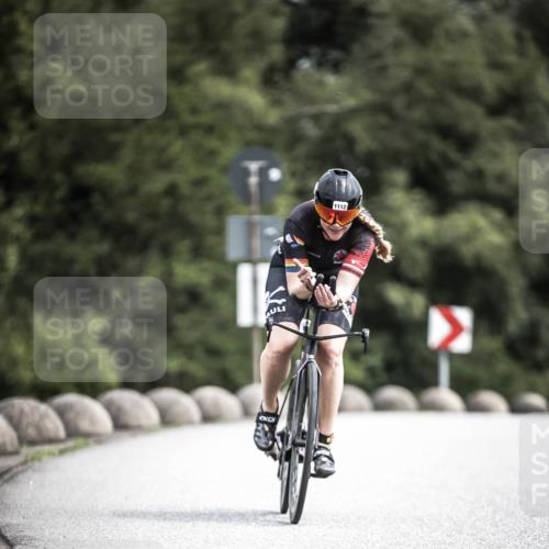 21.06.2026 - 29. Vierlanden-Triathlon H.Heesch http://msf.ph/oto/9925965 21.06.2026 13:19:08 Radfahren 1112 meine-sportfotos.de