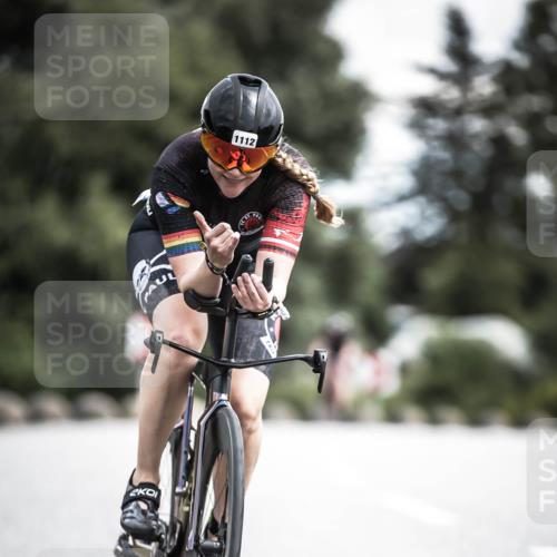 21.06.2026 - 29. Vierlanden-Triathlon H.Heesch http://msf.ph/oto/9925995 21.06.2026 13:19:09 Radfahren 1112, 2 meine-sportfotos.de