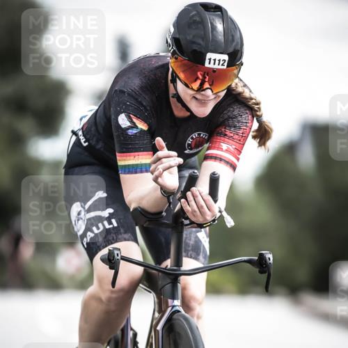 21.06.2026 - 29. Vierlanden-Triathlon H.Heesch http://msf.ph/oto/9926015 21.06.2026 13:19:09 Radfahren 1112 meine-sportfotos.de