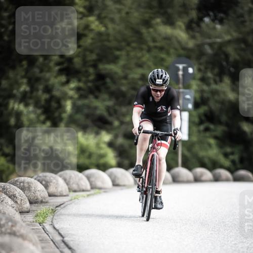 21.06.2026 - 29. Vierlanden-Triathlon H.Heesch http://msf.ph/oto/9926023 21.06.2026 13:19:14 Radfahren 1107 meine-sportfotos.de