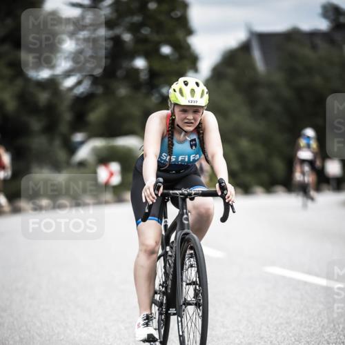21.06.2026 - 29. Vierlanden-Triathlon H.Heesch http://msf.ph/oto/9926030 21.06.2026 14:56:30 Radfahren 1237 meine-sportfotos.de
