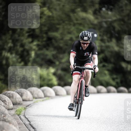 21.06.2026 - 29. Vierlanden-Triathlon H.Heesch http://msf.ph/oto/9926033 21.06.2026 13:19:14 Radfahren 1107 meine-sportfotos.de