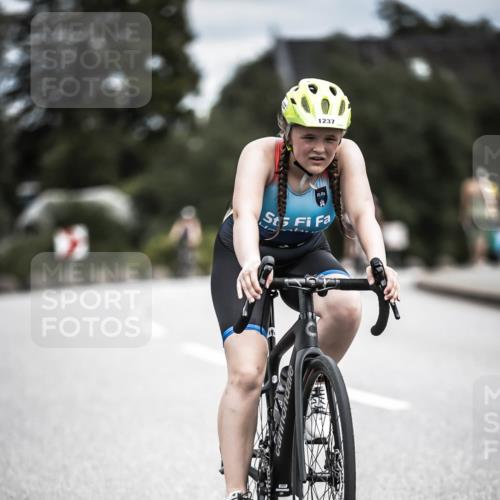 21.06.2026 - 29. Vierlanden-Triathlon H.Heesch http://msf.ph/oto/9926041 21.06.2026 14:56:30 Radfahren 1237 meine-sportfotos.de