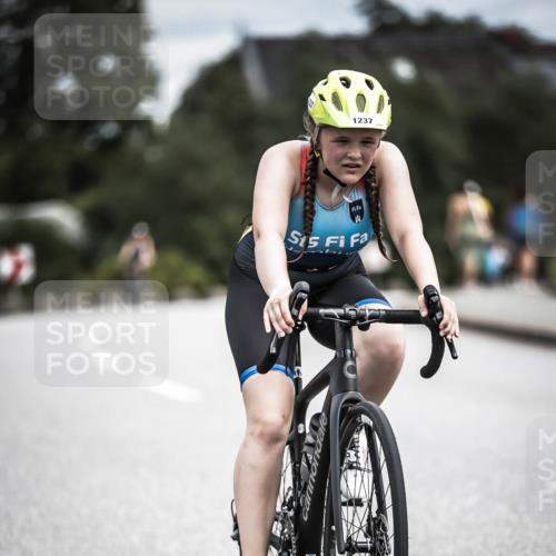 21.06.2026 - 29. Vierlanden-Triathlon H.Heesch http://msf.ph/oto/9926045 21.06.2026 14:56:30 Radfahren 1237 meine-sportfotos.de