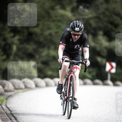 21.06.2026 - 29. Vierlanden-Triathlon H.Heesch http://msf.ph/oto/9926048 21.06.2026 13:19:14 Radfahren 1107 meine-sportfotos.de