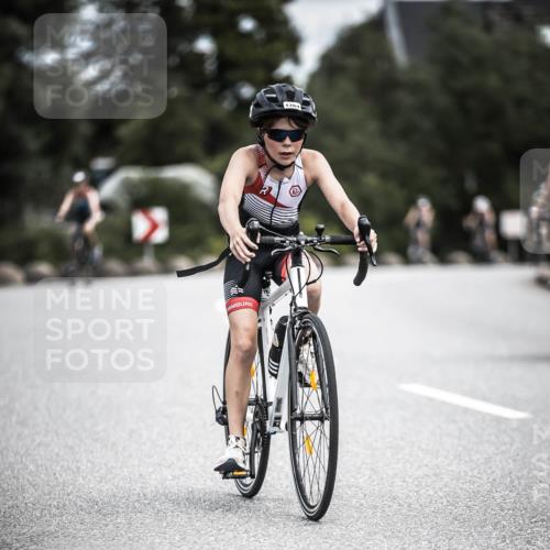 21.06.2026 - 29. Vierlanden-Triathlon H.Heesch http://msf.ph/oto/9926055 21.06.2026 14:56:33 Radfahren 1264 meine-sportfotos.de