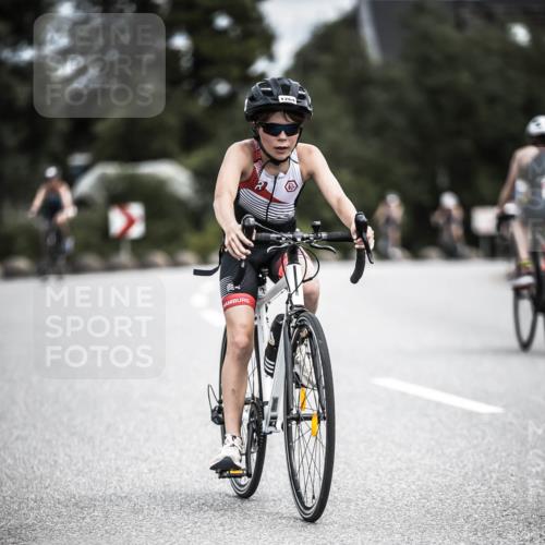 21.06.2026 - 29. Vierlanden-Triathlon H.Heesch http://msf.ph/oto/9926057 21.06.2026 14:56:33 Radfahren 1264 meine-sportfotos.de