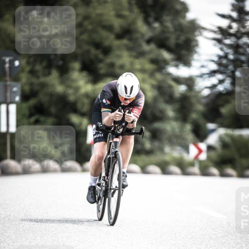21.06.2026 - 29. Vierlanden-Triathlon H.Heesch http://msf.ph/oto/9926086 21.06.2026 13:19:22 Radfahren 11, 1166 meine-sportfotos.de
