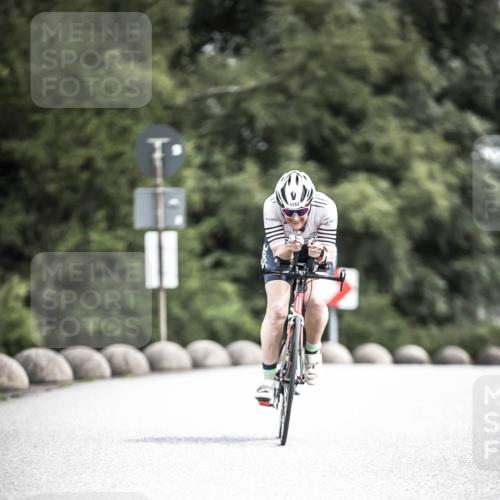 21.06.2026 - 29. Vierlanden-Triathlon H.Heesch http://msf.ph/oto/9926112 21.06.2026 13:19:25 Radfahren 1152 meine-sportfotos.de