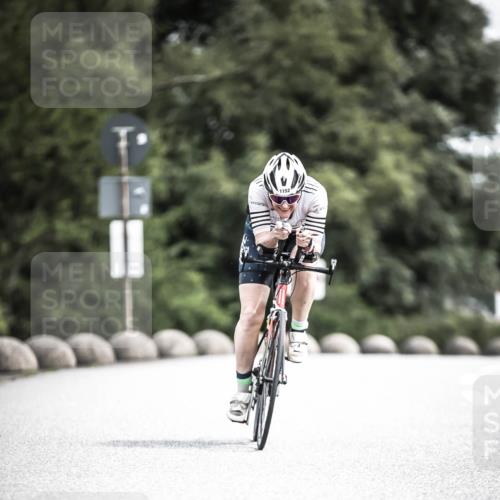 21.06.2026 - 29. Vierlanden-Triathlon H.Heesch http://msf.ph/oto/9926116 21.06.2026 13:19:25 Radfahren 1152 meine-sportfotos.de