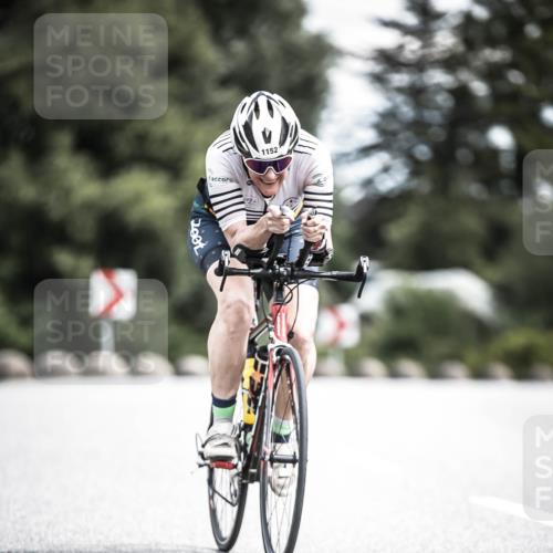 21.06.2026 - 29. Vierlanden-Triathlon H.Heesch http://msf.ph/oto/9926145 21.06.2026 13:19:26 Radfahren 2001 meine-sportfotos.de