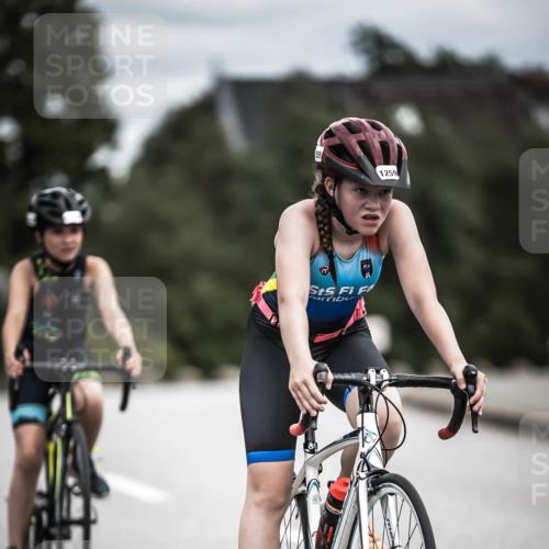 21.06.2026 - 29. Vierlanden-Triathlon H.Heesch http://msf.ph/oto/9926220 21.06.2026 14:57:06 Radfahren 59, 1259 meine-sportfotos.de