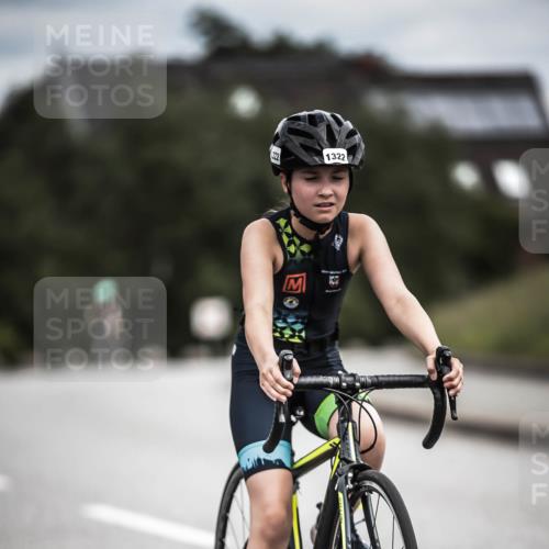 21.06.2026 - 29. Vierlanden-Triathlon H.Heesch http://msf.ph/oto/9926228 21.06.2026 14:57:07 Radfahren 222, 1322 meine-sportfotos.de