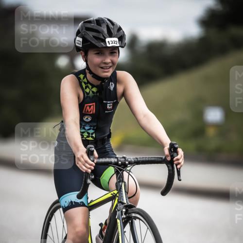21.06.2026 - 29. Vierlanden-Triathlon H.Heesch http://msf.ph/oto/9926240 21.06.2026 14:57:08 Radfahren 1322, 1322 meine-sportfotos.de