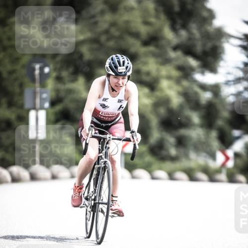 21.06.2026 - 29. Vierlanden-Triathlon H.Heesch http://msf.ph/oto/9926241 21.06.2026 13:20:44 Radfahren 11, 1119 meine-sportfotos.de