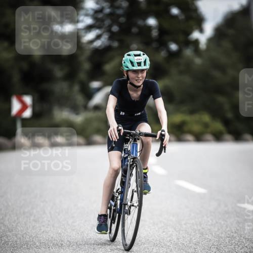21.06.2026 - 29. Vierlanden-Triathlon H.Heesch http://msf.ph/oto/9926244 21.06.2026 14:57:17 Radfahren 1241 meine-sportfotos.de