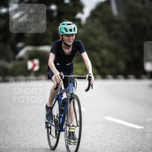 21.06.2026 - 29. Vierlanden-Triathlon H.Heesch http://msf.ph/oto/9926254 21.06.2026 14:57:17 Radfahren 1241 meine-sportfotos.de