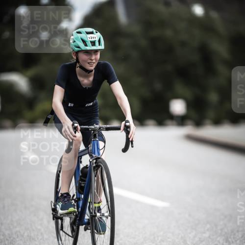 21.06.2026 - 29. Vierlanden-Triathlon H.Heesch http://msf.ph/oto/9926262 21.06.2026 14:57:17 Radfahren 1241 meine-sportfotos.de