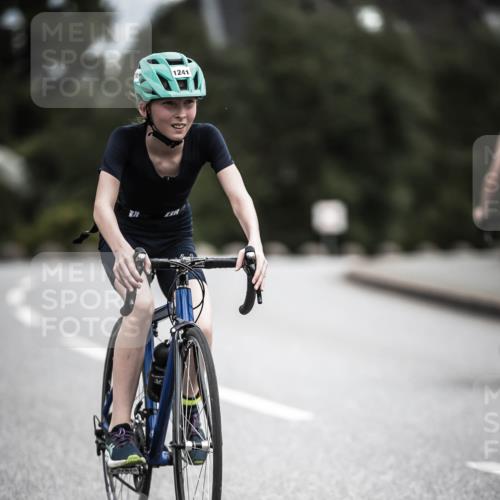 21.06.2026 - 29. Vierlanden-Triathlon H.Heesch http://msf.ph/oto/9926264 21.06.2026 14:57:17 Radfahren 1241 meine-sportfotos.de