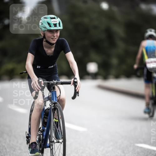 21.06.2026 - 29. Vierlanden-Triathlon H.Heesch http://msf.ph/oto/9926266 21.06.2026 14:57:17 Radfahren 1241 meine-sportfotos.de