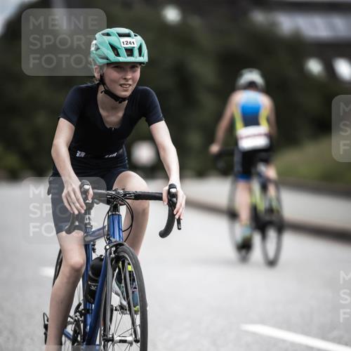 21.06.2026 - 29. Vierlanden-Triathlon H.Heesch http://msf.ph/oto/9926272 21.06.2026 14:57:17 Radfahren 1241 meine-sportfotos.de