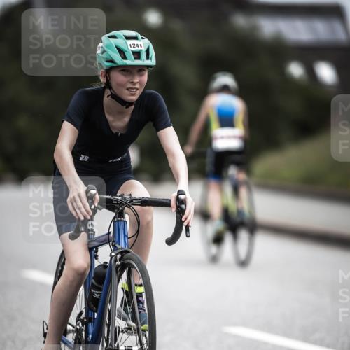 21.06.2026 - 29. Vierlanden-Triathlon H.Heesch http://msf.ph/oto/9926274 21.06.2026 14:57:17 Radfahren 1241 meine-sportfotos.de