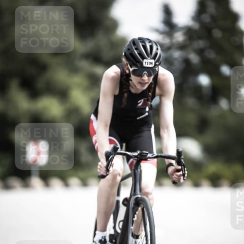 21.06.2026 - 29. Vierlanden-Triathlon H.Heesch http://msf.ph/oto/9926275 21.06.2026 13:20:51 Radfahren 1106 meine-sportfotos.de