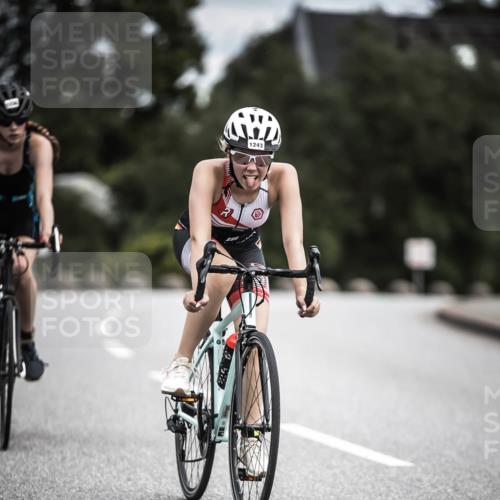 21.06.2026 - 29. Vierlanden-Triathlon H.Heesch http://msf.ph/oto/9926319 21.06.2026 14:57:40 Radfahren 1243 meine-sportfotos.de