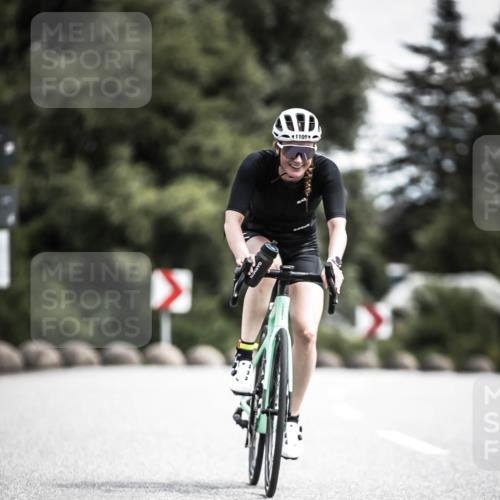 21.06.2026 - 29. Vierlanden-Triathlon H.Heesch http://msf.ph/oto/9926342 21.06.2026 13:21:15 Radfahren 11109 meine-sportfotos.de