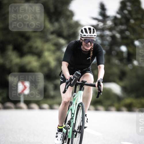 21.06.2026 - 29. Vierlanden-Triathlon H.Heesch http://msf.ph/oto/9926355 21.06.2026 13:21:15 Radfahren 1109 meine-sportfotos.de