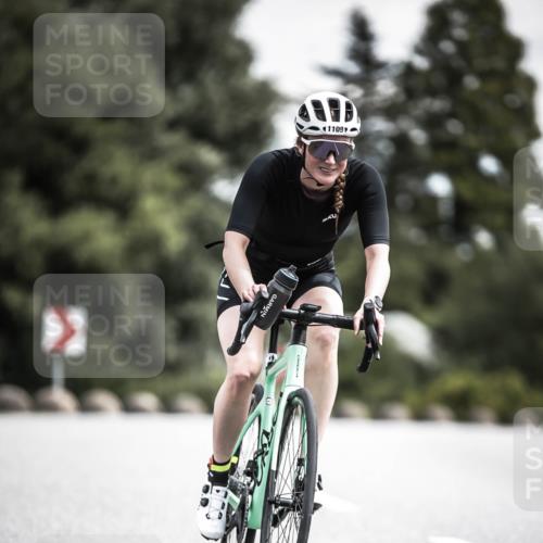 21.06.2026 - 29. Vierlanden-Triathlon H.Heesch http://msf.ph/oto/9926357 21.06.2026 13:21:15 Radfahren 1109 meine-sportfotos.de