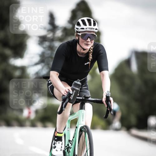 21.06.2026 - 29. Vierlanden-Triathlon H.Heesch http://msf.ph/oto/9926369 21.06.2026 13:21:16 Radfahren 1109 meine-sportfotos.de